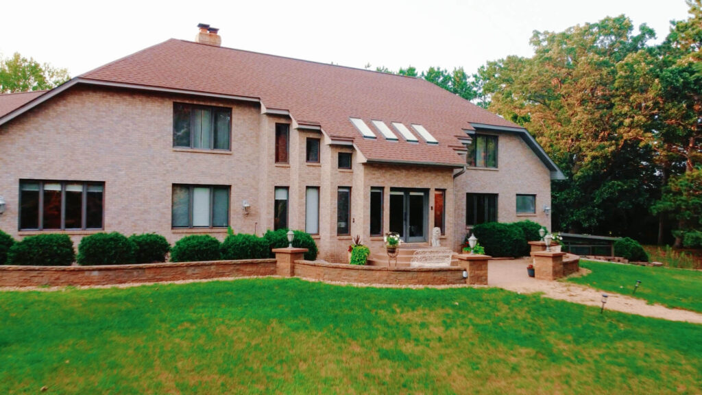 Venue entrance and b&b building 